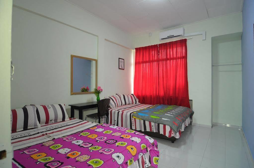 Chin Hua Holiday Home 5 Малакка Экстерьер фото